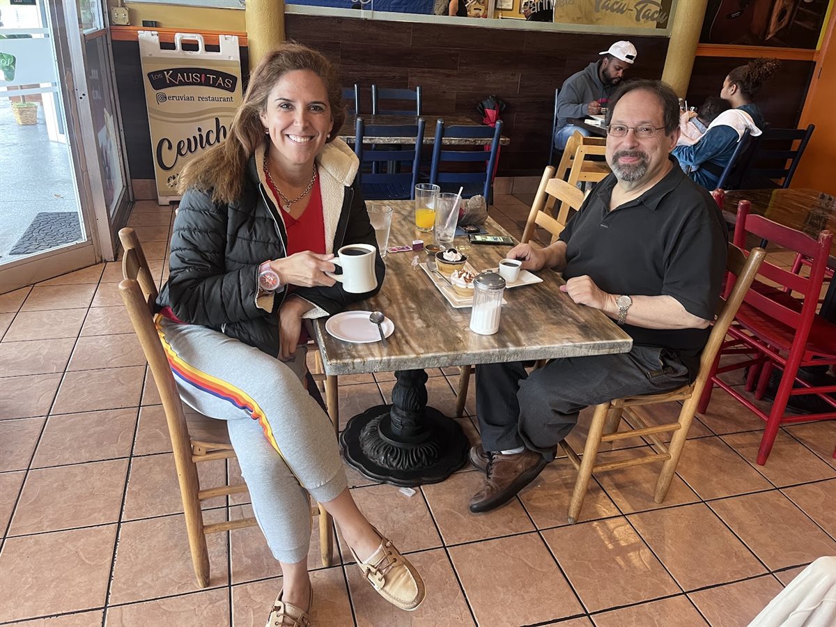 Los Kausitas Peruvian Restaurant